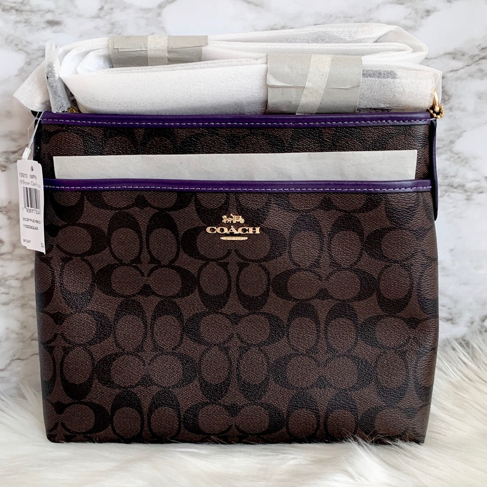 Sold🚫Coach File Crossbody In Signature Canvas - Picture 3 of 9